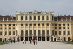 243 Schonbrunn