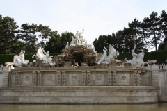 260 Schonbrunn